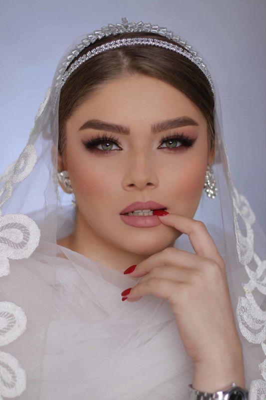 میکاپ عروس 830